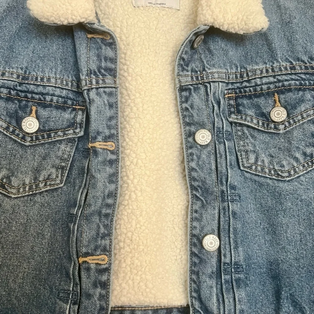 Old Navy Sherpa Lined Denim Jacket Girls L (10–12) Blue Trucker